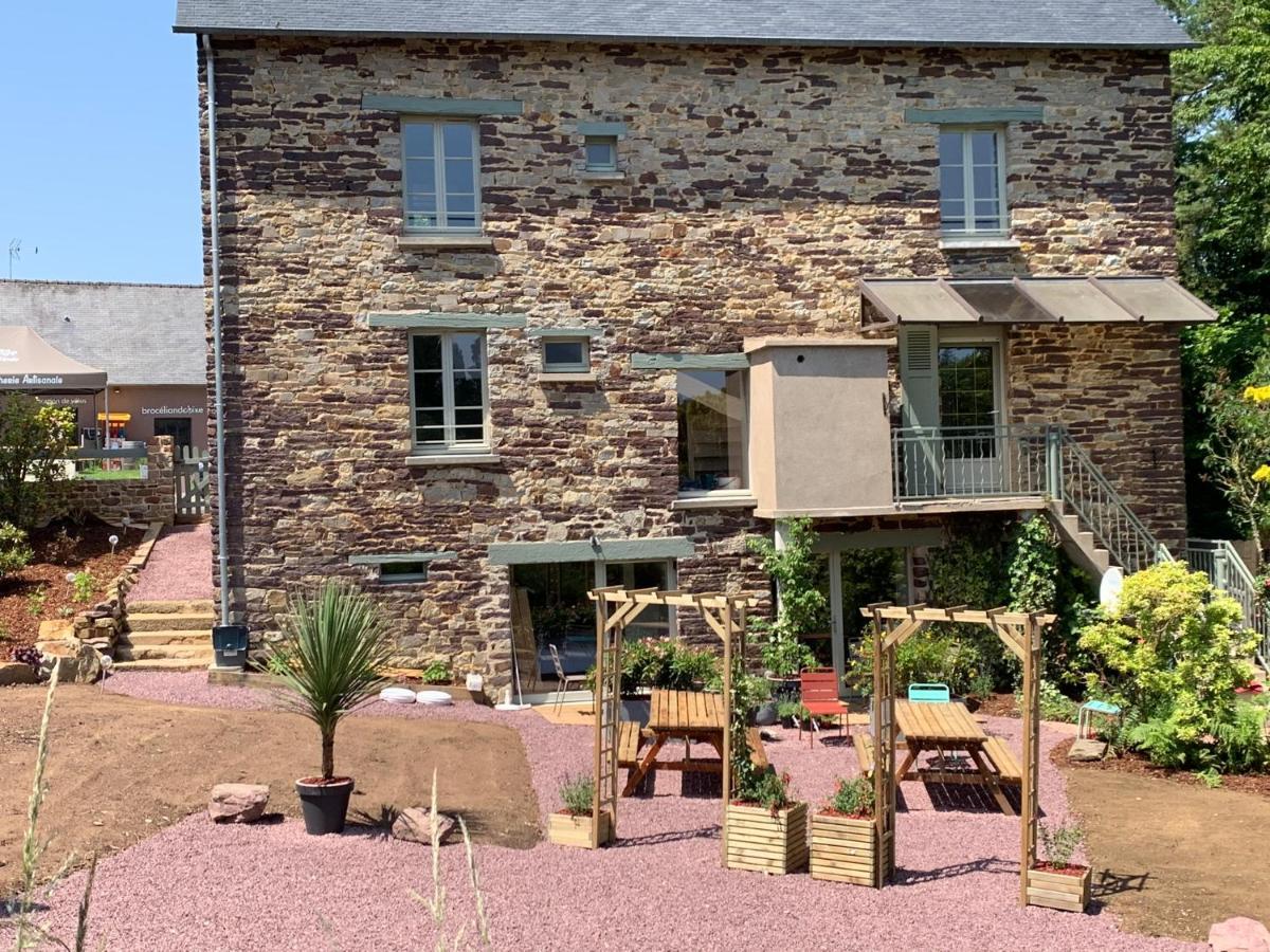 La maison des Légendes Paimpont Esterno foto