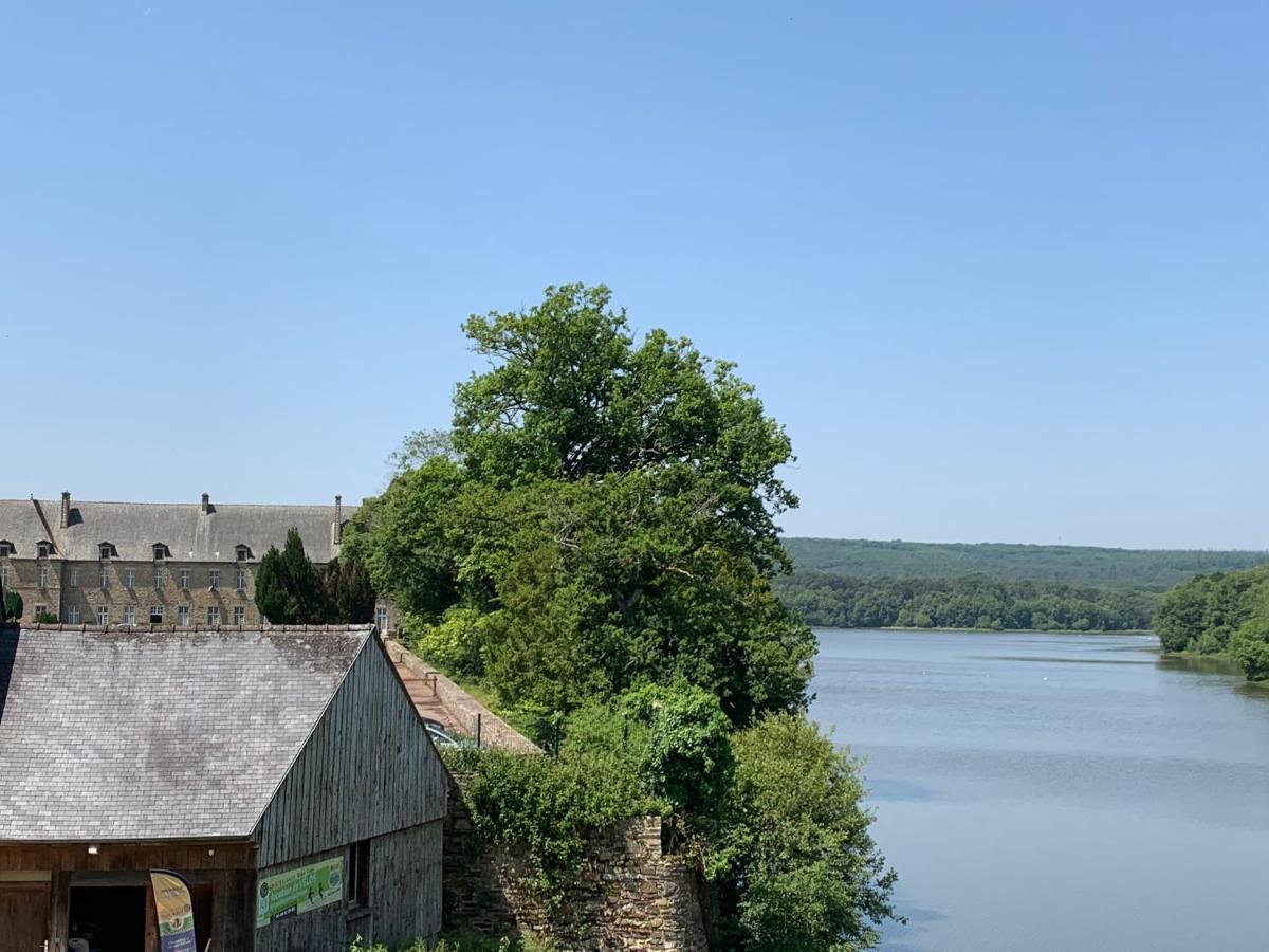 La maison des Légendes Paimpont Esterno foto